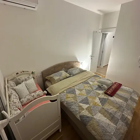 Stex Lux Residence City Kvart * 波德戈里察