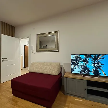 Stex Lux Residence City Kvart 公寓